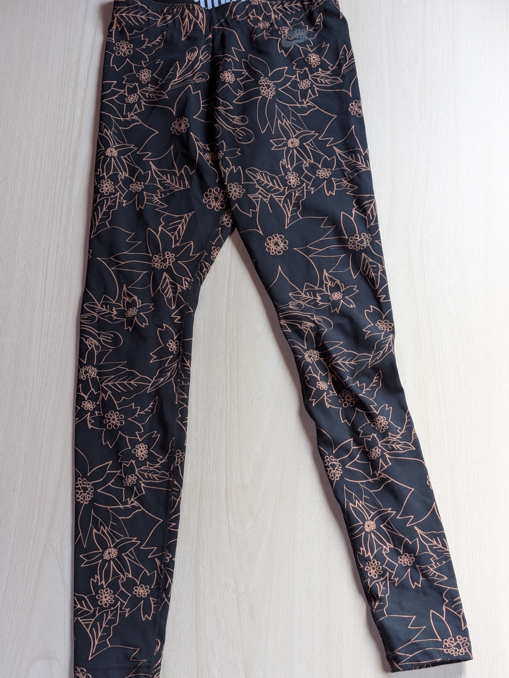 Nike Just Do It Floral Full Length Leggings Black Copper Women’s Small